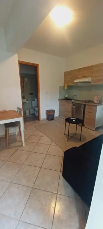 Iris Accommodation