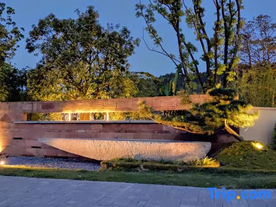 Pure Land Hotspring Resort