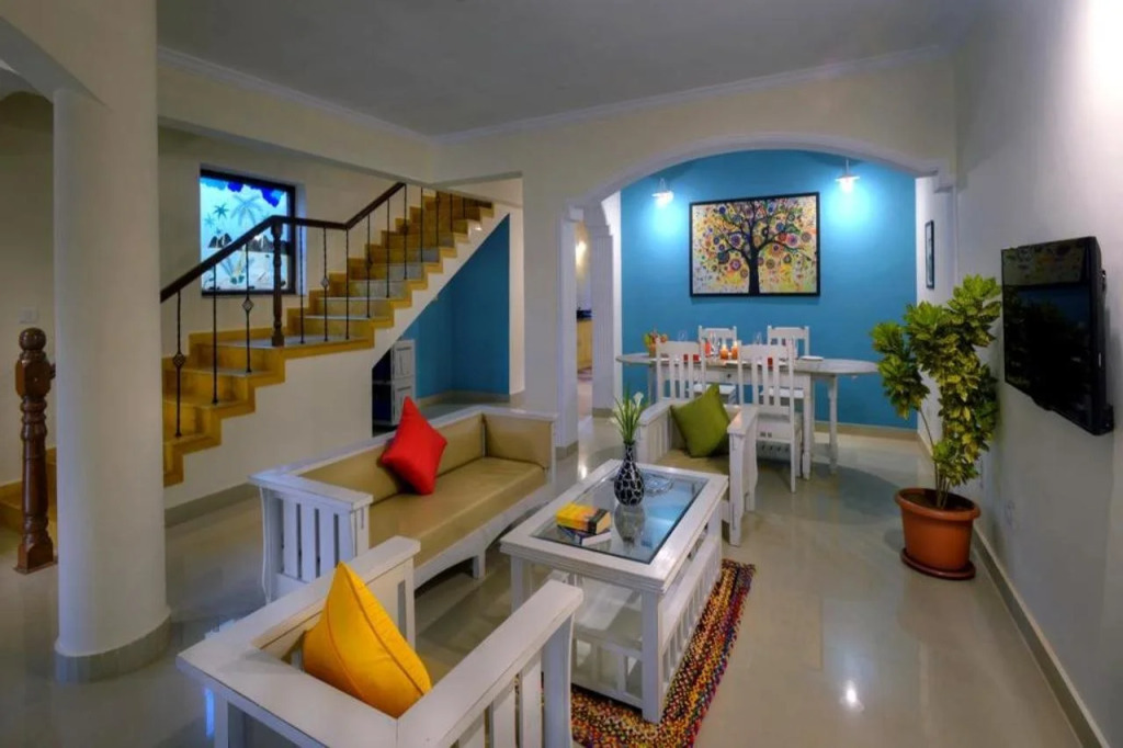 TreeHouse Blue, Hotel & Villas