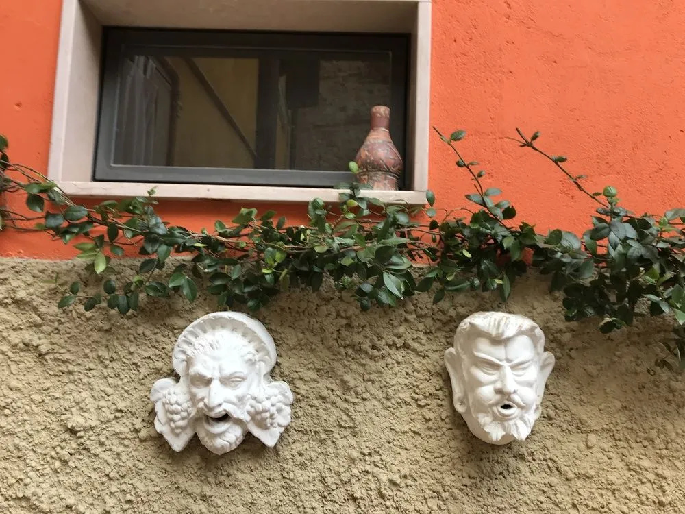 Al Teatro Home Apartment
