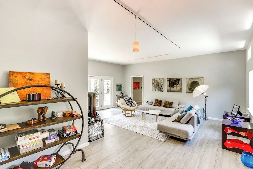 Pool & Deck: Wine Country Hideaway in Middletown!