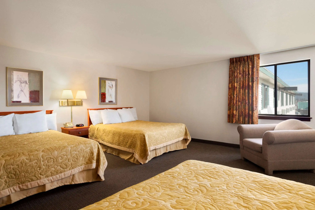 Super 8 by Wyndham Coeur dAlene