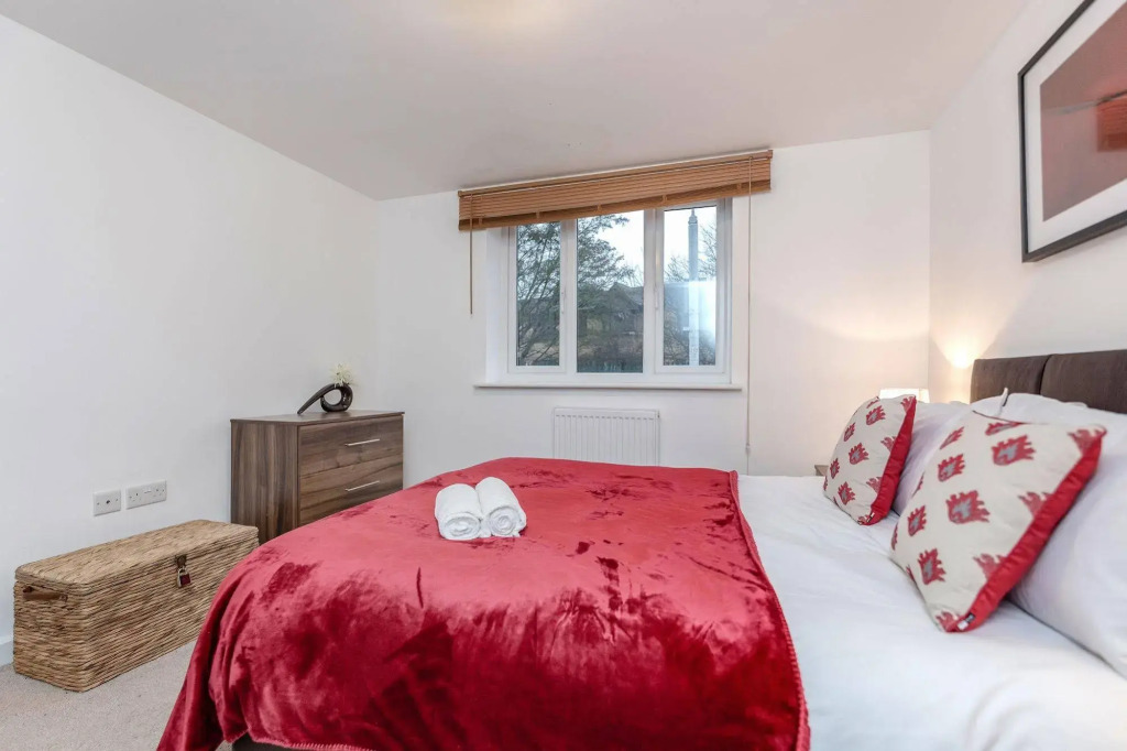 Royal Apartments - Heathrow