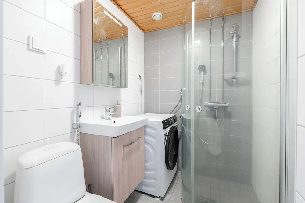 Bright & Cozy 2BR Home in Central Lahti