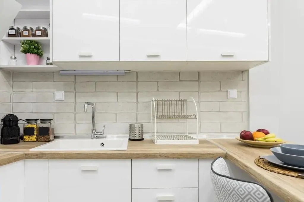 J&T Central Apartment