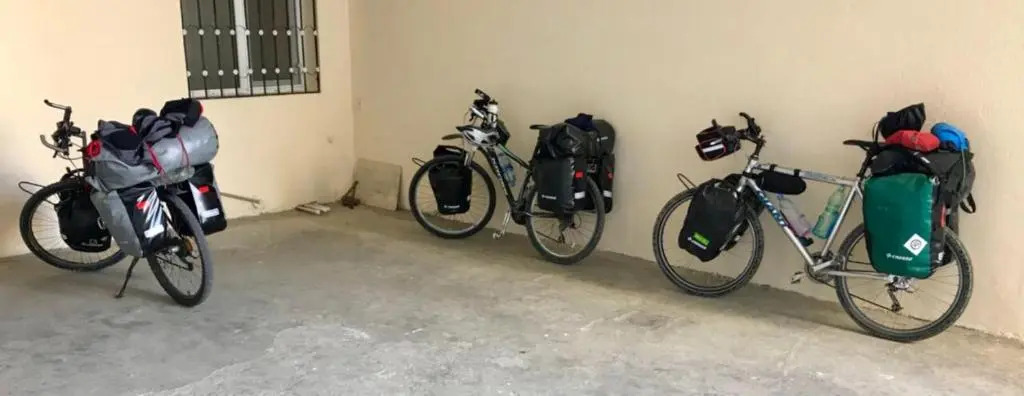 Badamdar Hotel