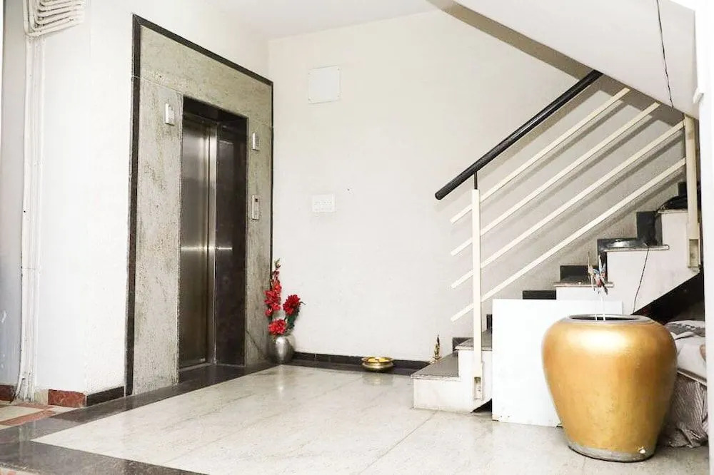Petals Service Apartment
