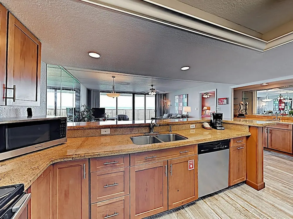 New Listing! Gulf Coast Getaway W/ Ocean Views 3 Bedroom Condo
