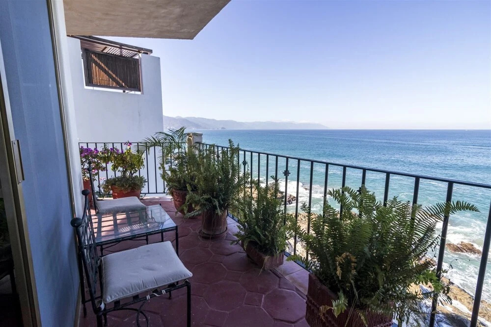 Condo-villa-las-brisas-6
