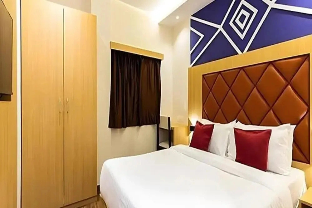 Hotel Aarti Residency