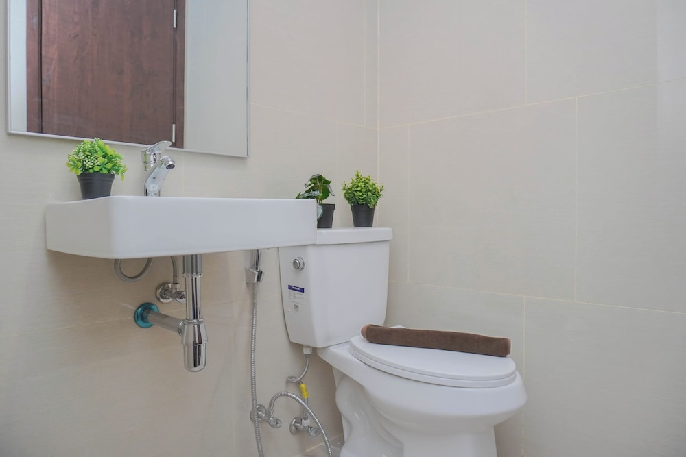 Comfortable And Lovely Studio At Apartment Vasaka Solterra