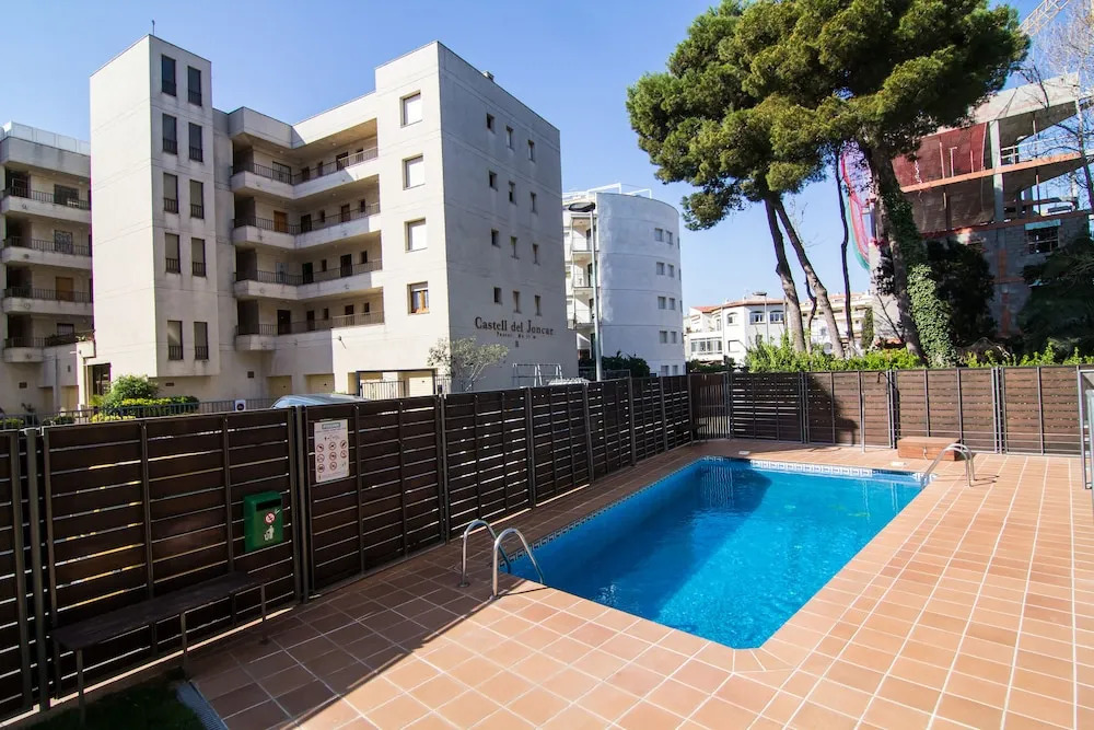 Agi Torre Quimeta Apartments