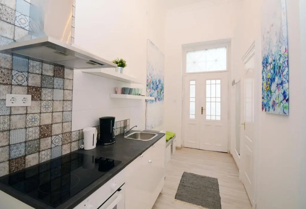 Lillybeth City Center Apartments