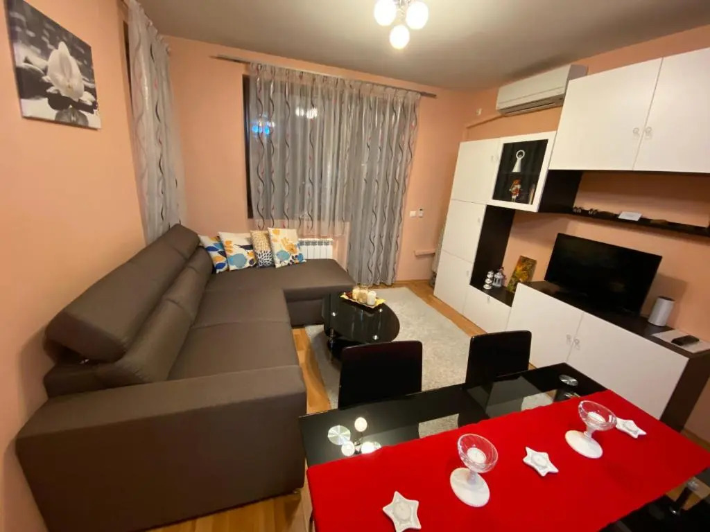 Mia's Apartment, Stylish One-Bedroom Apartment