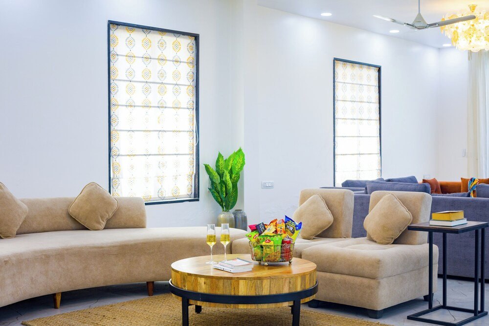 ELIVAAS Adhiva Retreat 5 BHK Farmhouse