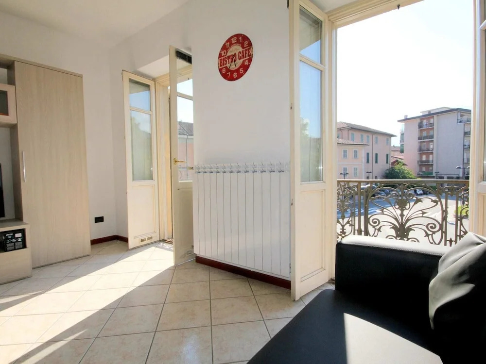 Spacious Holiday Home in Verbania Pallanza Italy with Balcony