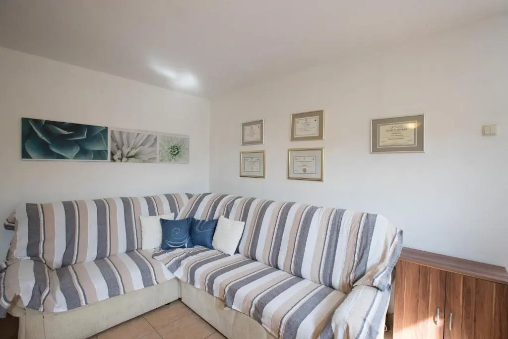 Apartments Dania