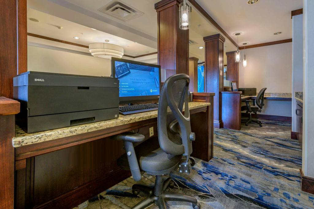 Fairfield Inn & Suites by Marriott Slippery Rock