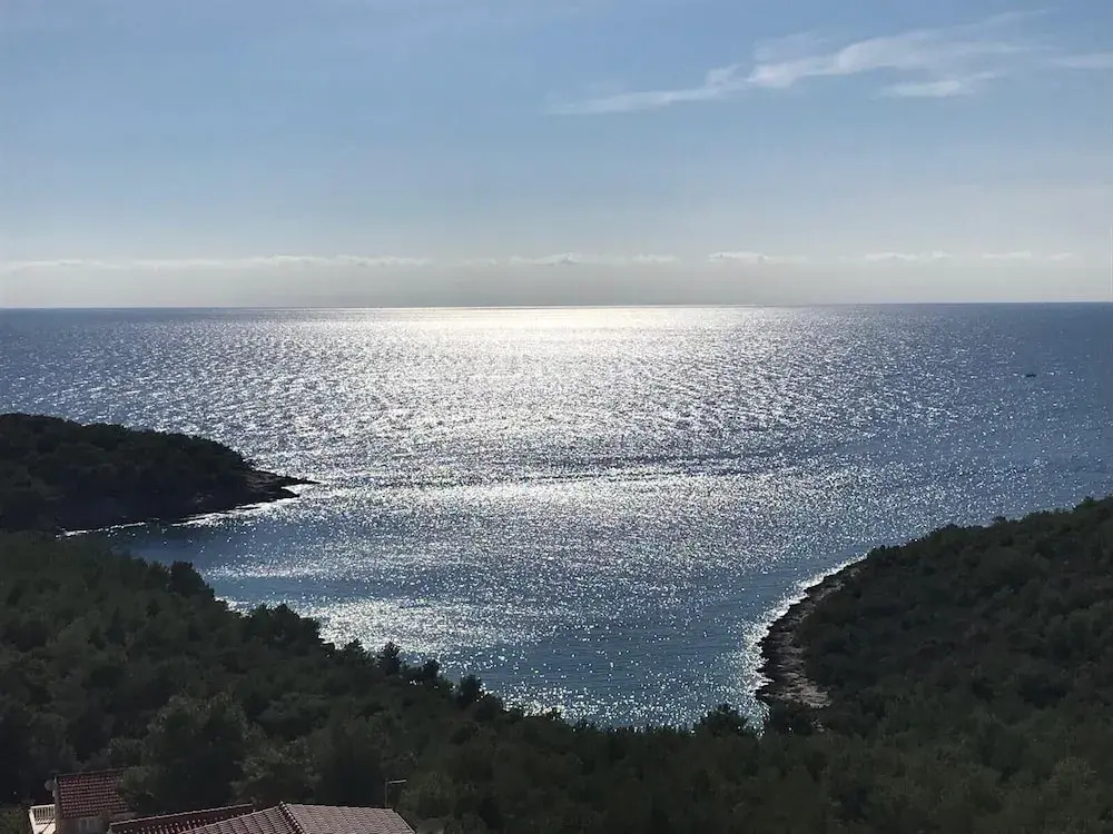 Sunrise Sunset Seaview Walk to Vis Iconic Beaches