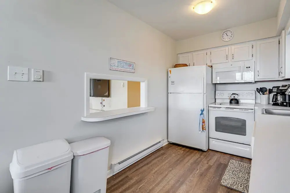 Walk to Beach: Ocean City Home w/ Deck & Views!