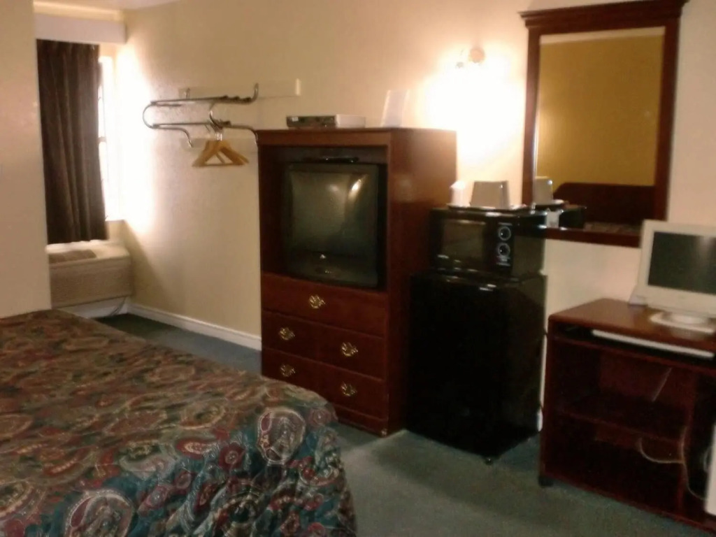 La Villita Inn