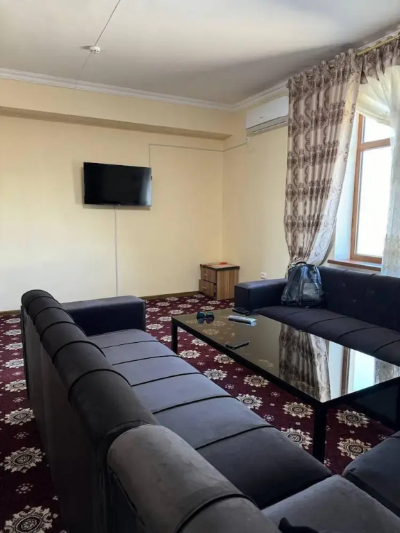 Fayzobod Guesthouse B&B