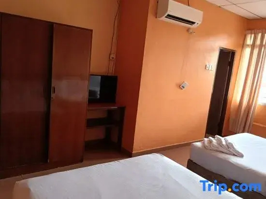 OYO 91284 White House Hotel Kluang