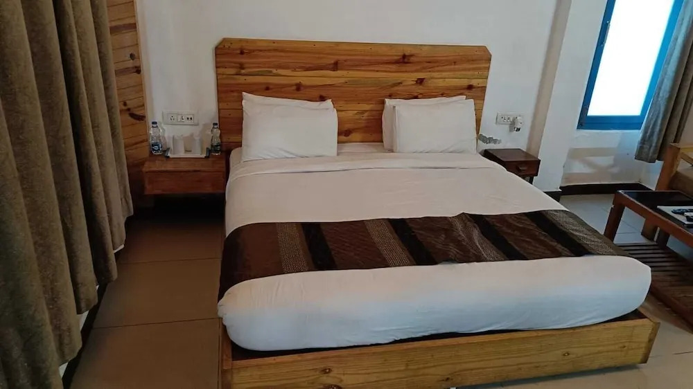 Bento Corbett Woods Resort