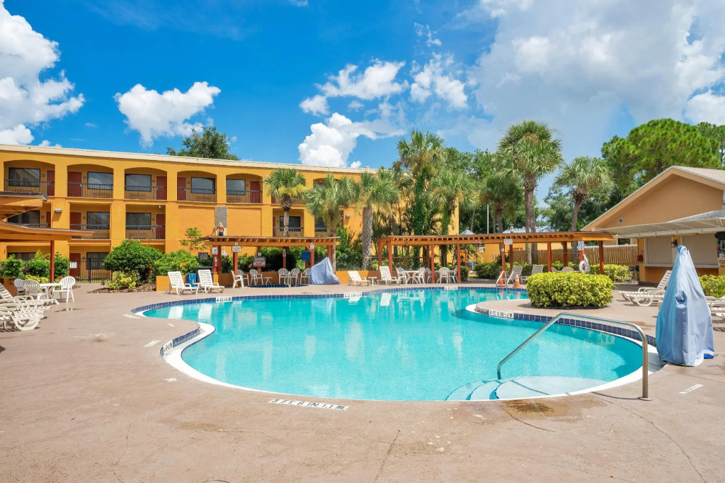 Mi Casa Hotel