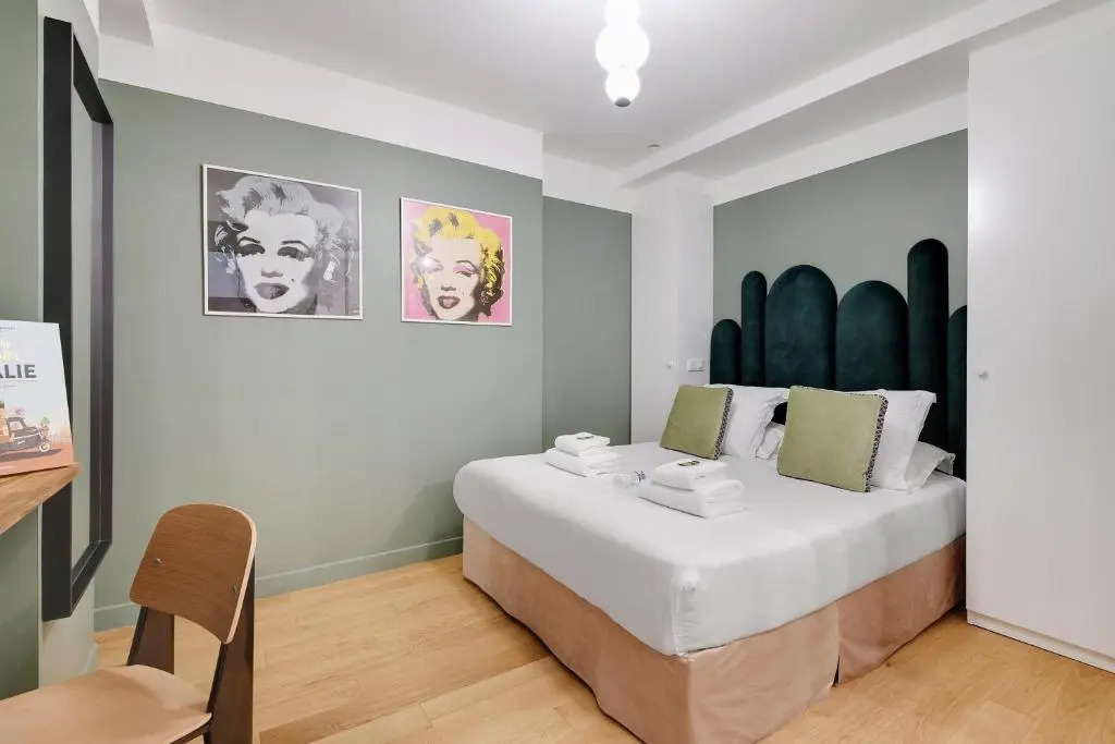 Authentic Apartment - 1br/4p - Bastille/voltaire