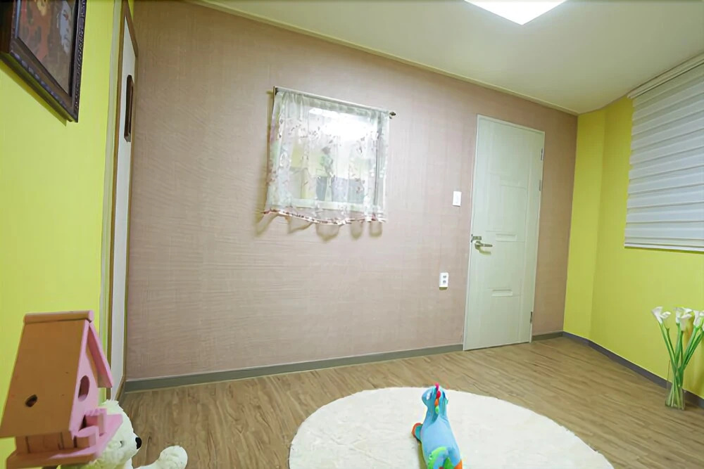 Yongin Caribbean Hue Pension