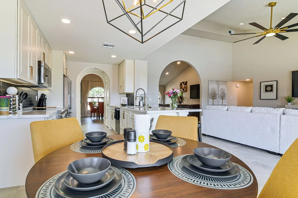 Sweeping Mtn Views & Hot Tub: Fountain Hills Oasis