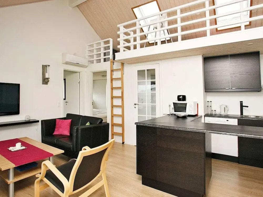 8 person holiday home in Brovst-By Traum