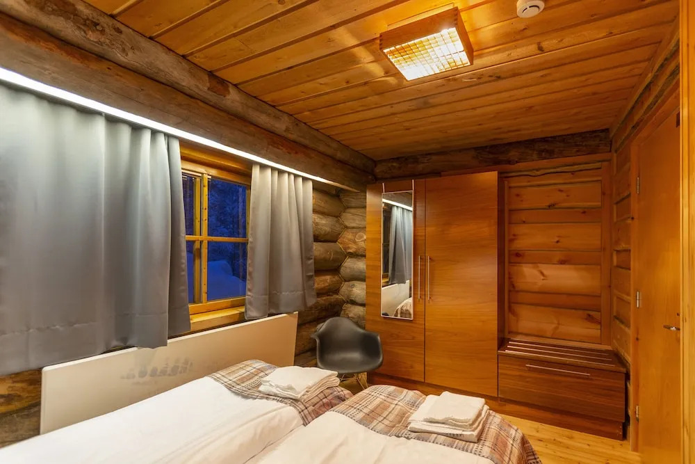 Kuukkeli Log Houses Aurora Resort