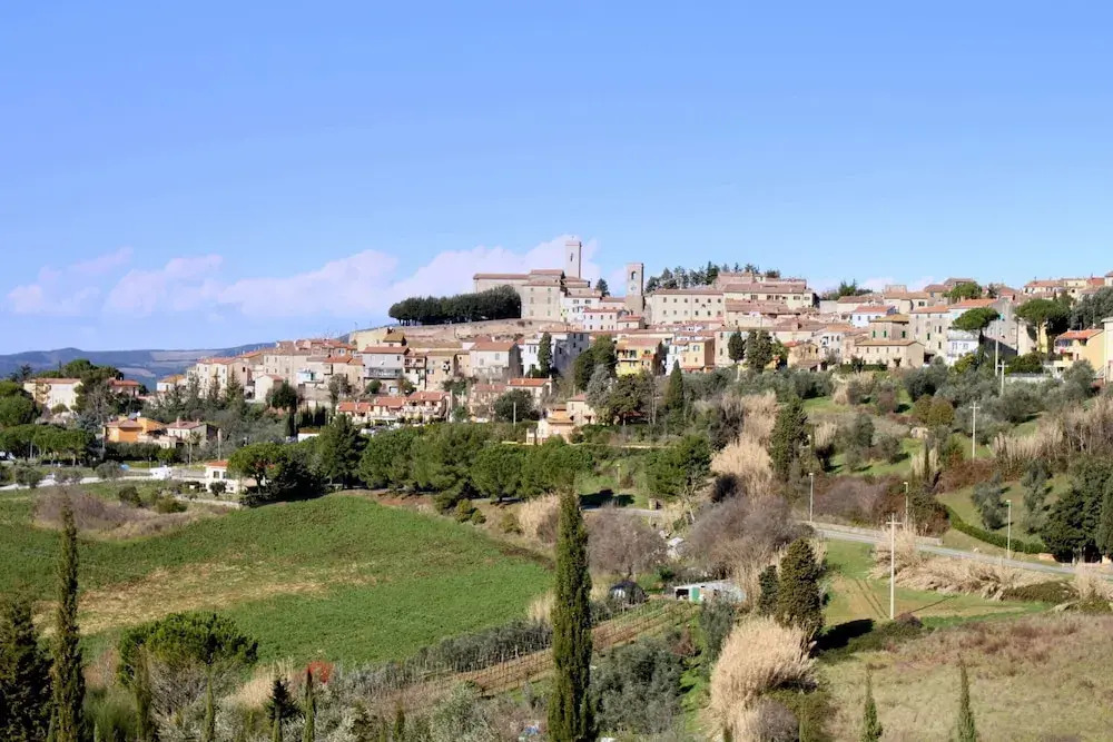 Belvilla by OYO Tuscan Farmhouse With Private Pool