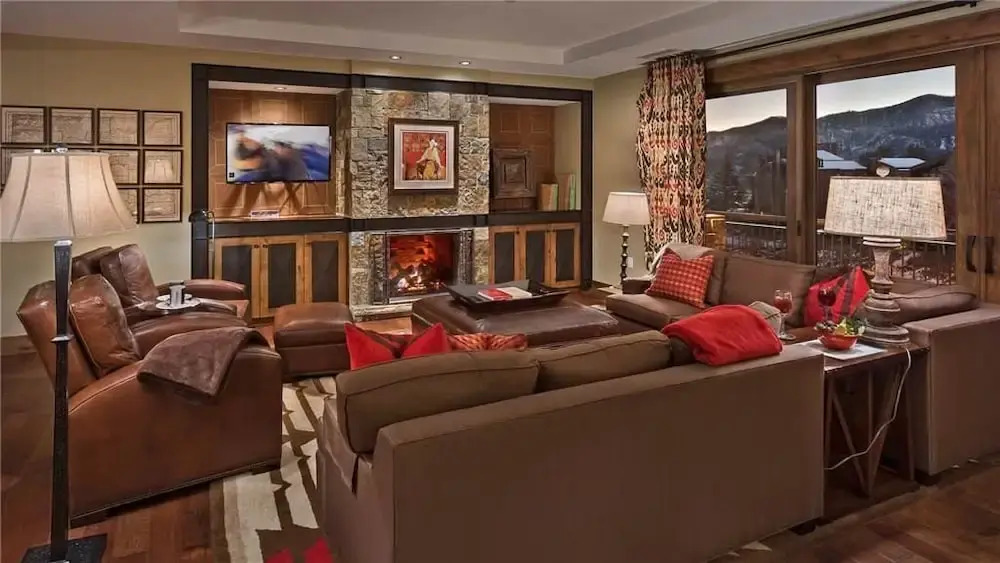 Emerald Mountain 702 4 BedroomCondo By Moving Mountains