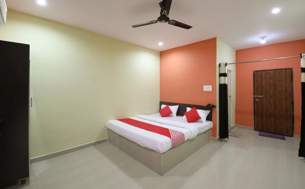 H3 Rooms By OYO Rooms