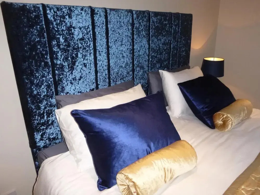 Toadhall Rooms