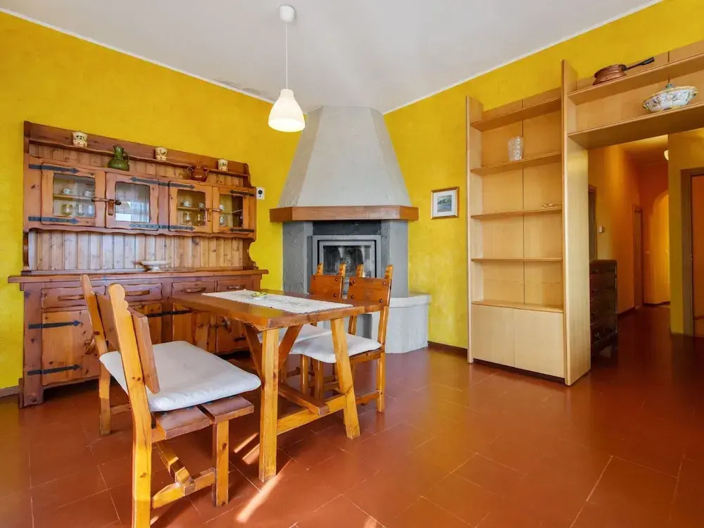 Holiday Home in Marciaga With Pool & Gulf Views