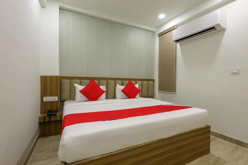 Hotel Pride Inn