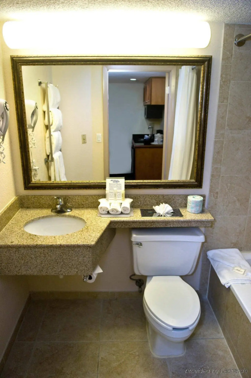 Holiday Inn Express & Suites Miami - Hialeah by IHG