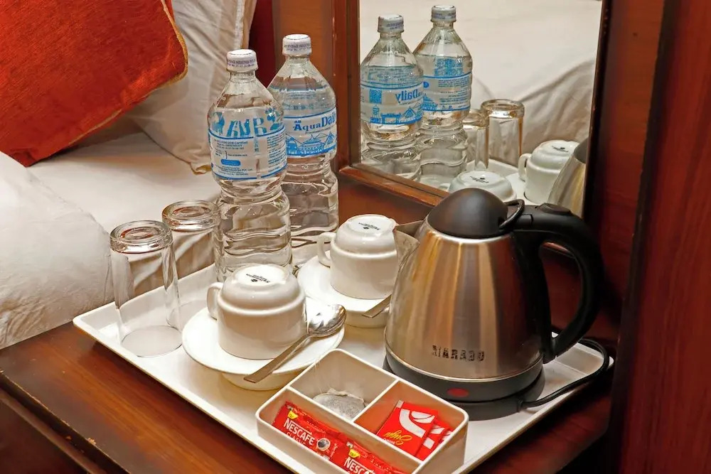 Hotel Tara Suites