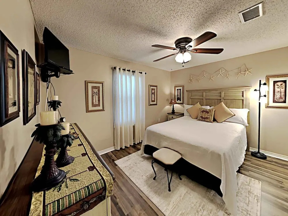 Grand Caribbean by Saltwater Vacations