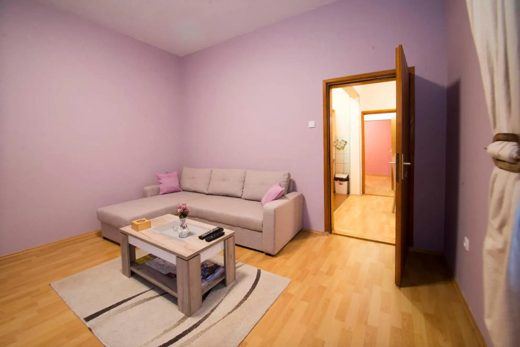 Sasa House