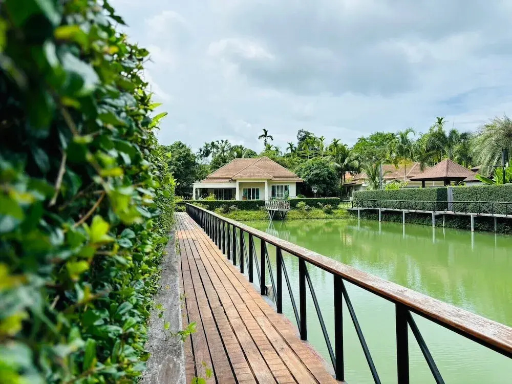 SeToVa Naiharn Grand Pool Villa, Rawai