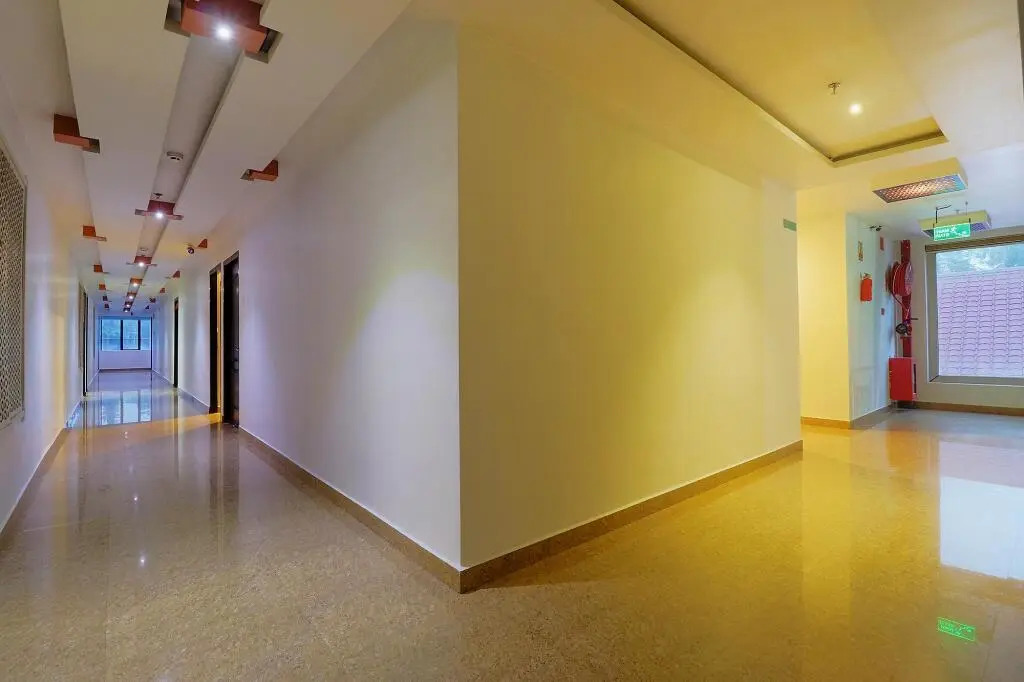 Harshavardhana Inn by OYO Rooms