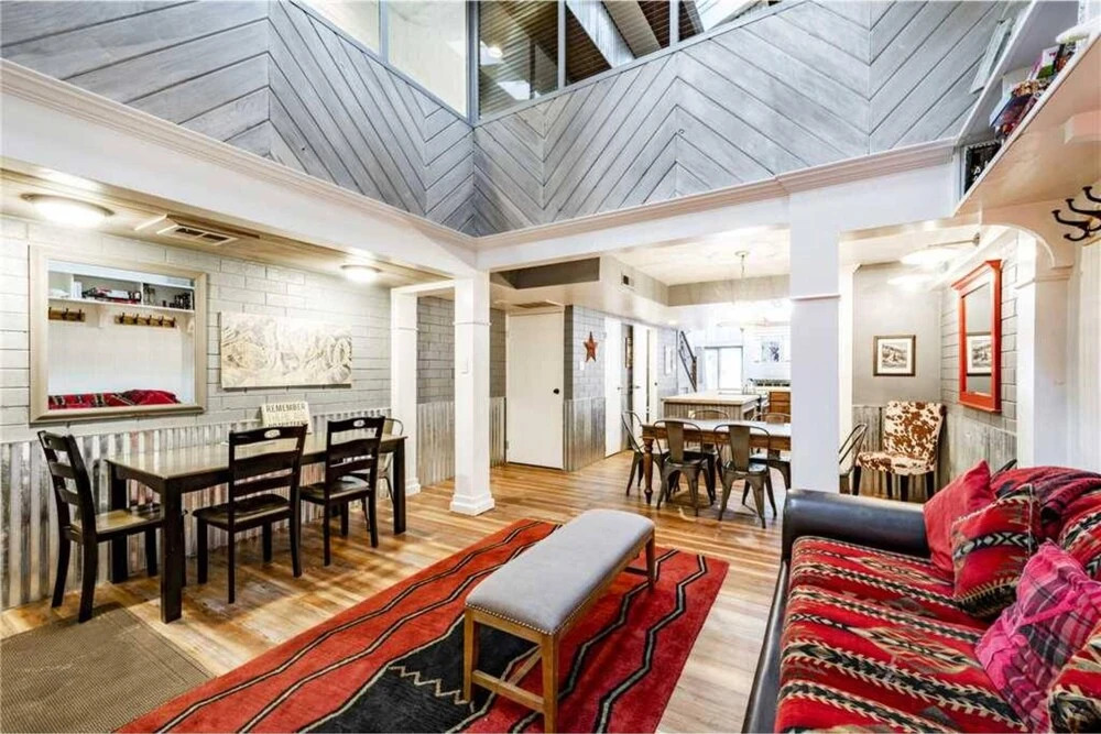 Park Avenue 333 by Identity Properties