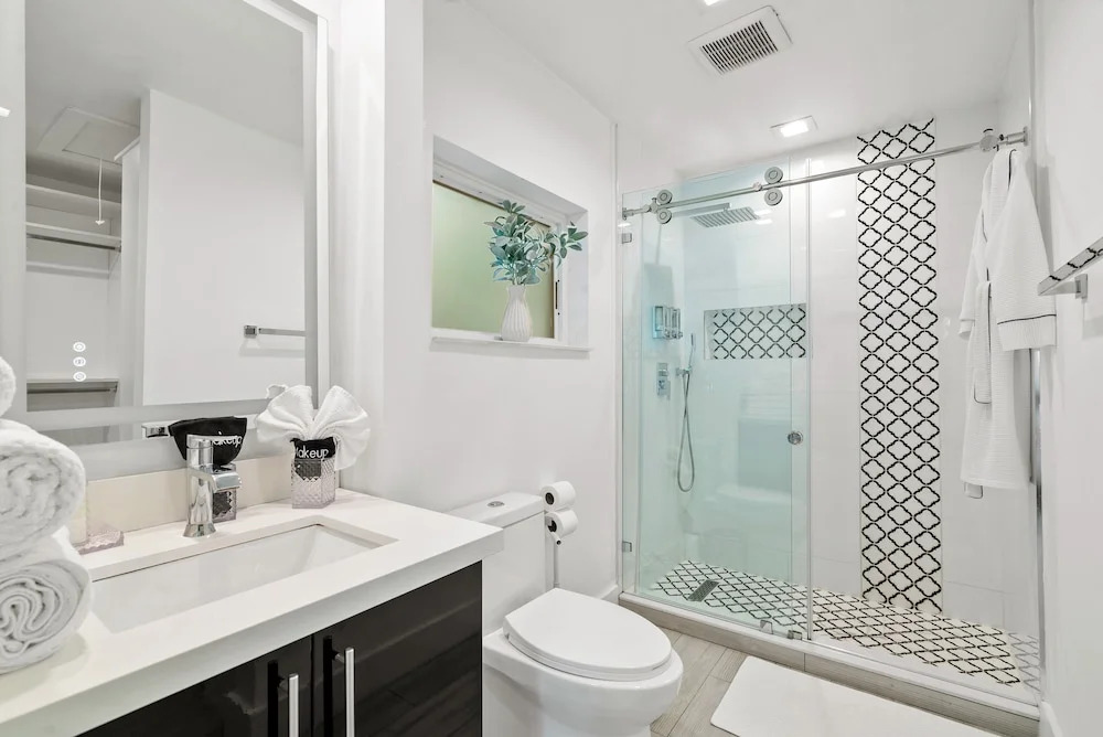 Wonderful 5BR House At Brickell Miami