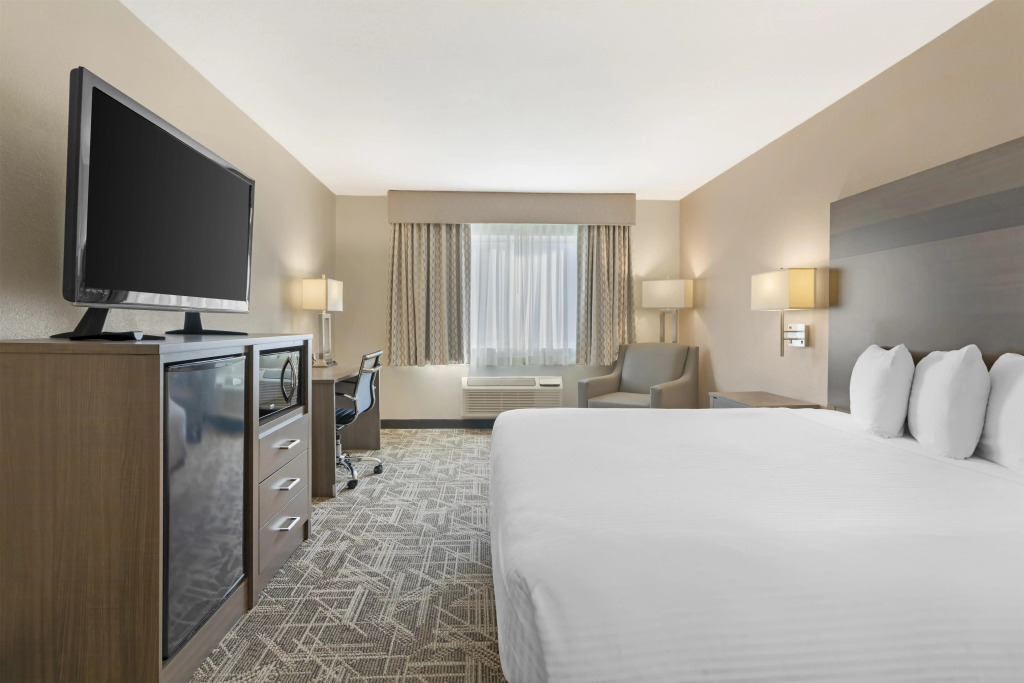 Best Western Kettleman City Inn & Suites