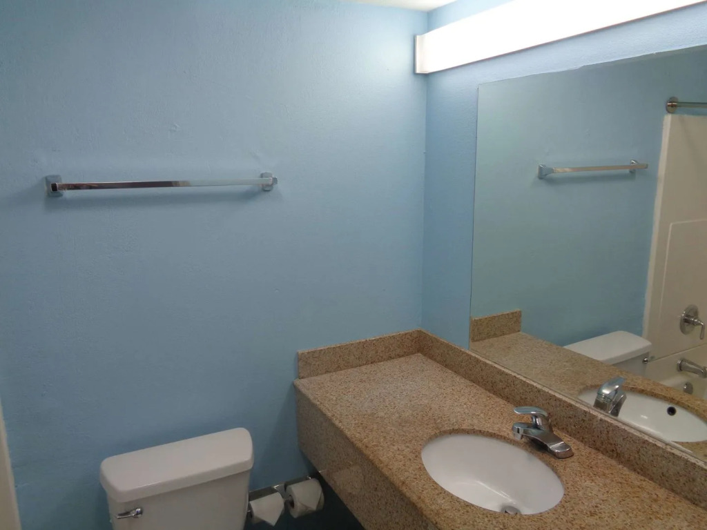 OYO Hotel Midland